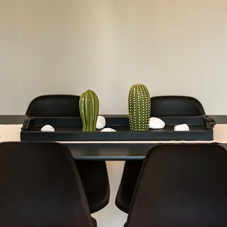 Oinoelia Luxury & דירה *