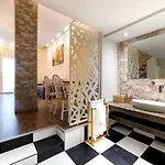 Oinoelia Luxury &