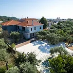 아파트 Oinoelia Luxury &