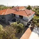 아파트 Oinoelia Luxury &