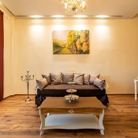 Oinoelia Luxury &