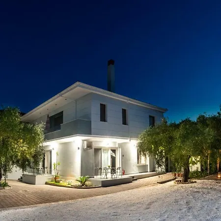 Oinoelia Luxury &