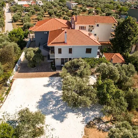 Oinoelia Luxury & Apartment *