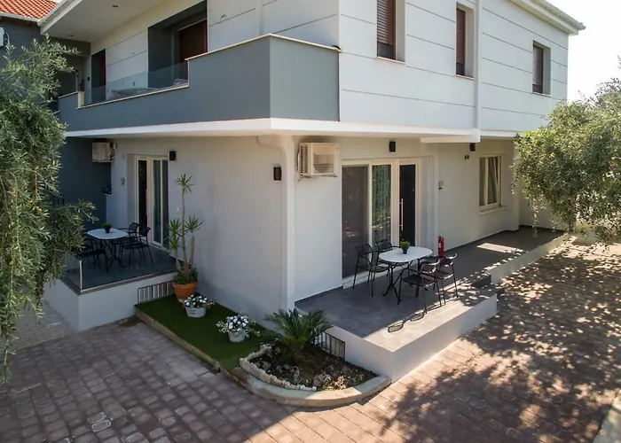 Διαμέρισμα Oinoelia Luxury &